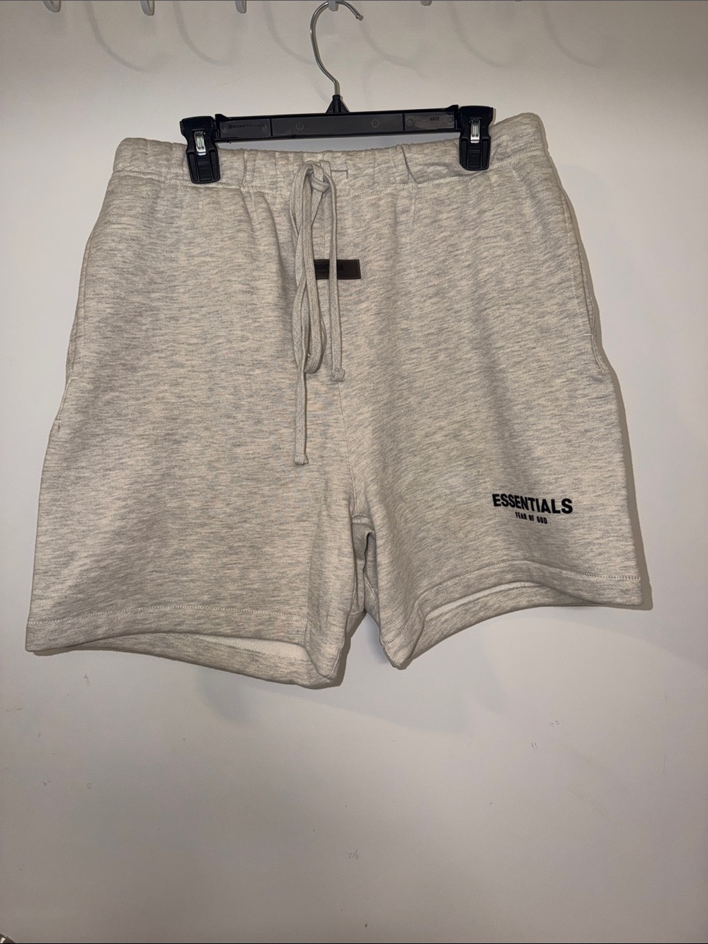 🔥🩳🔥 Fear of God Essentials Light Oatmeal Shorts